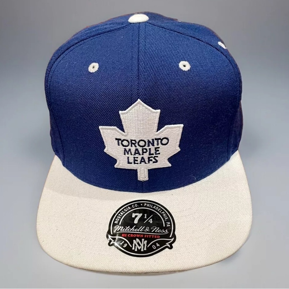 NHL Toronto Maple Leafs Mitchell & Ness Nostalgia 7 1/4 Cap Hat White Blue NEW
